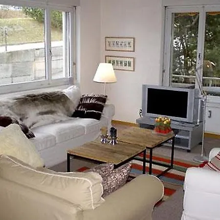 Sleeps 6 Wifi Apartment *